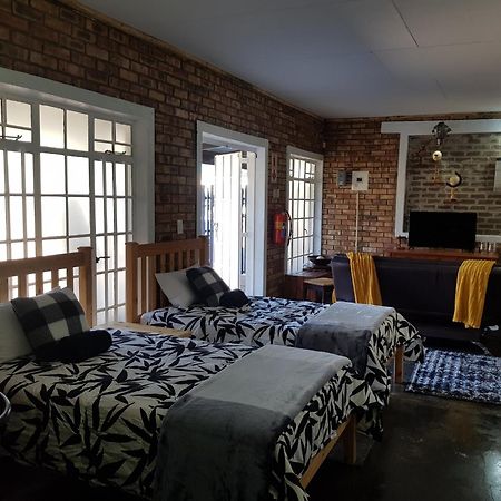 2K City Studios Not Self Catering Graskop Exterior photo