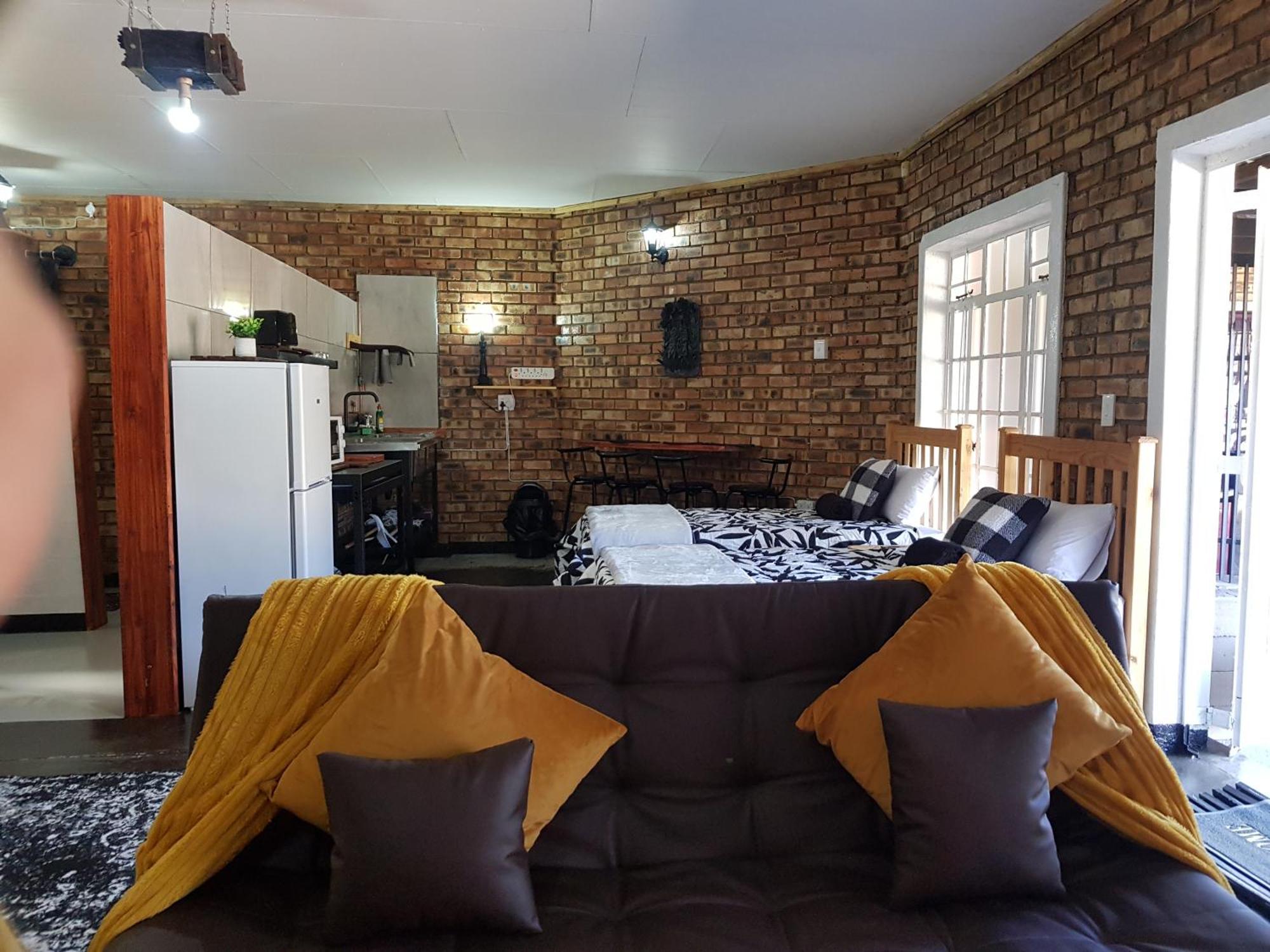 2K City Studios Not Self Catering Graskop Exterior photo