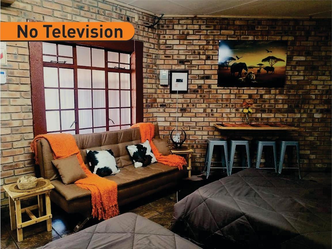 2K City Studios Not Self Catering Graskop Exterior photo
