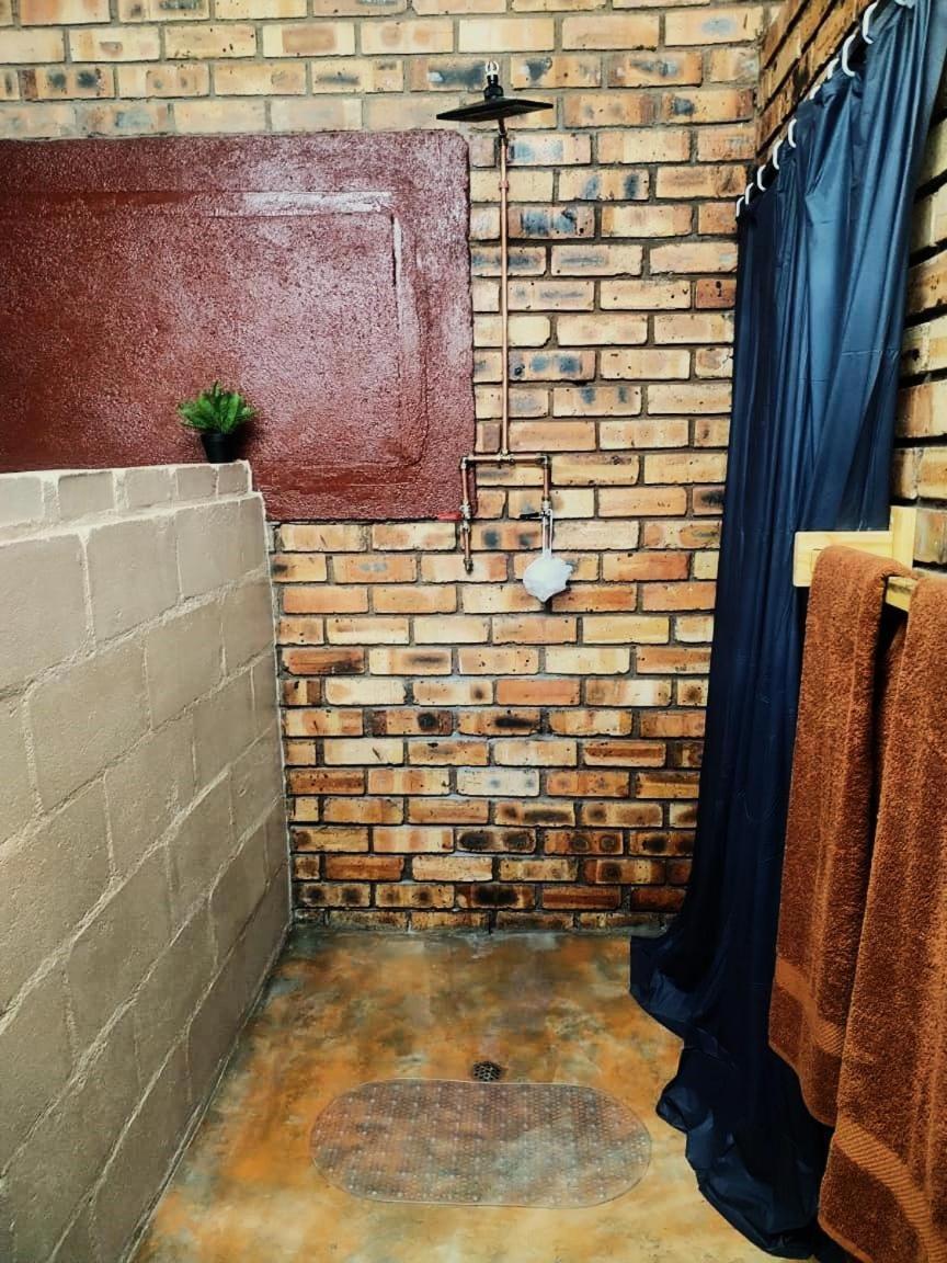 2K City Studios Not Self Catering Graskop Exterior photo