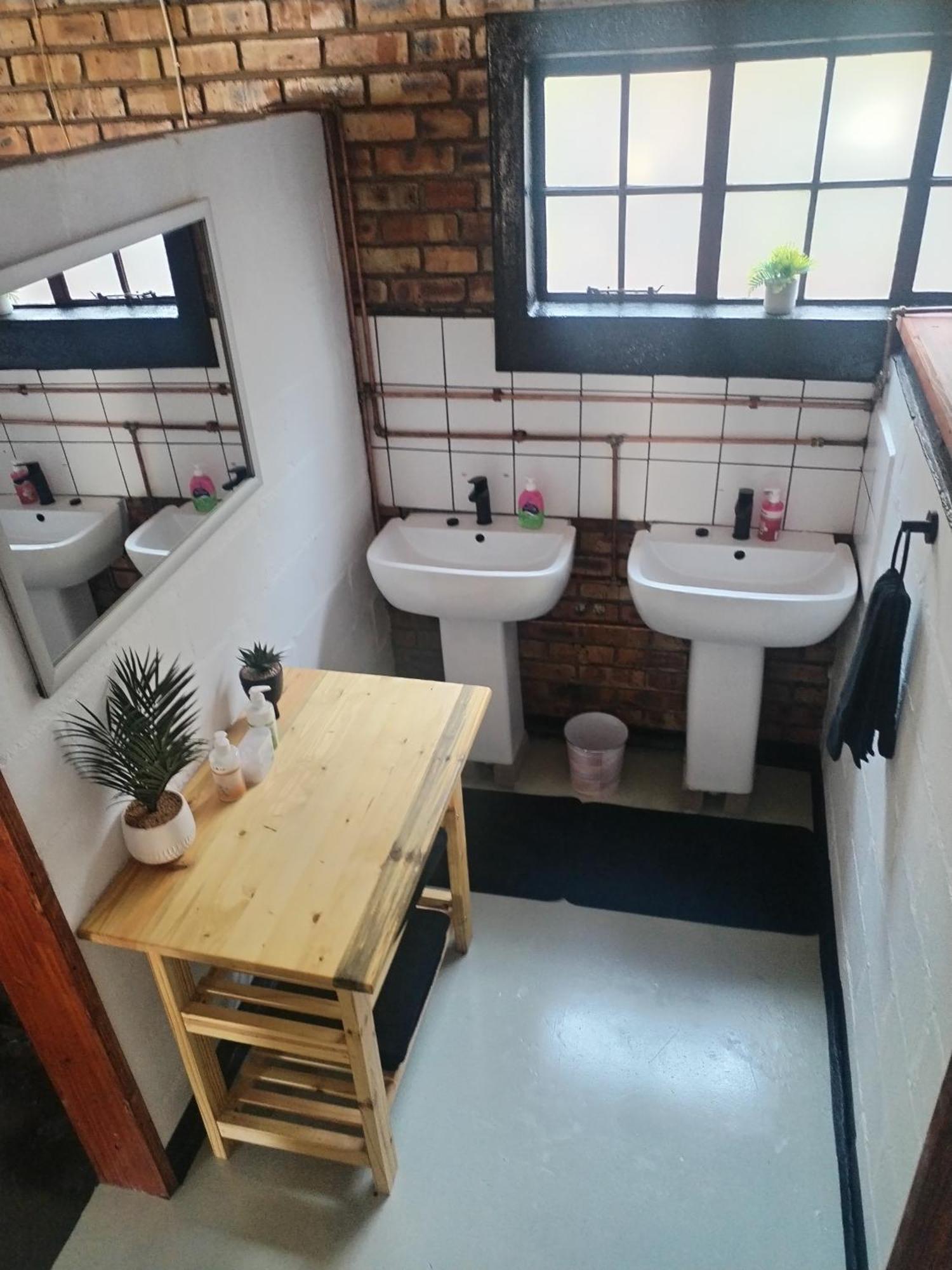 2K City Studios Not Self Catering Graskop Exterior photo