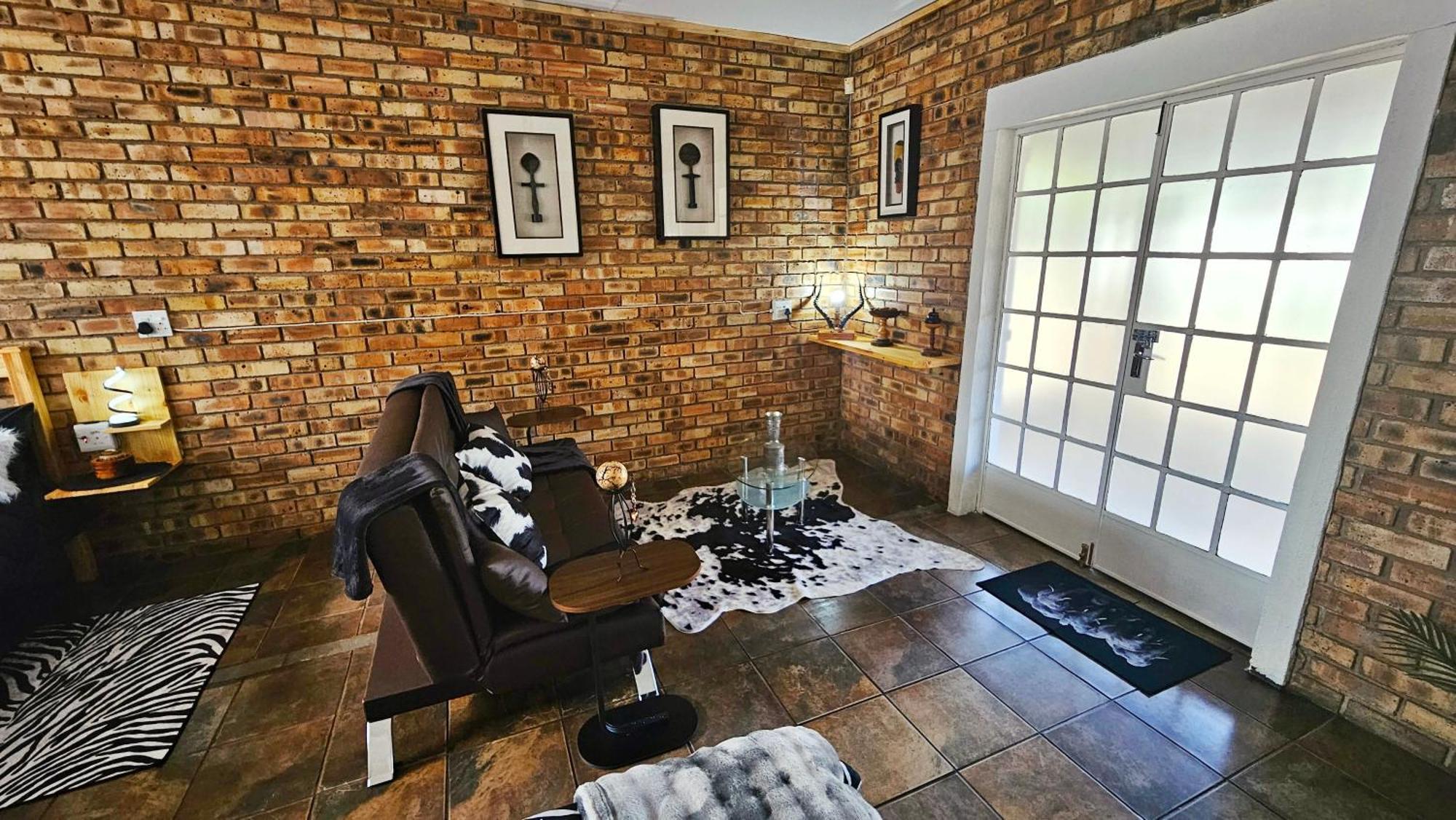 2K City Studios Not Self Catering Graskop Exterior photo