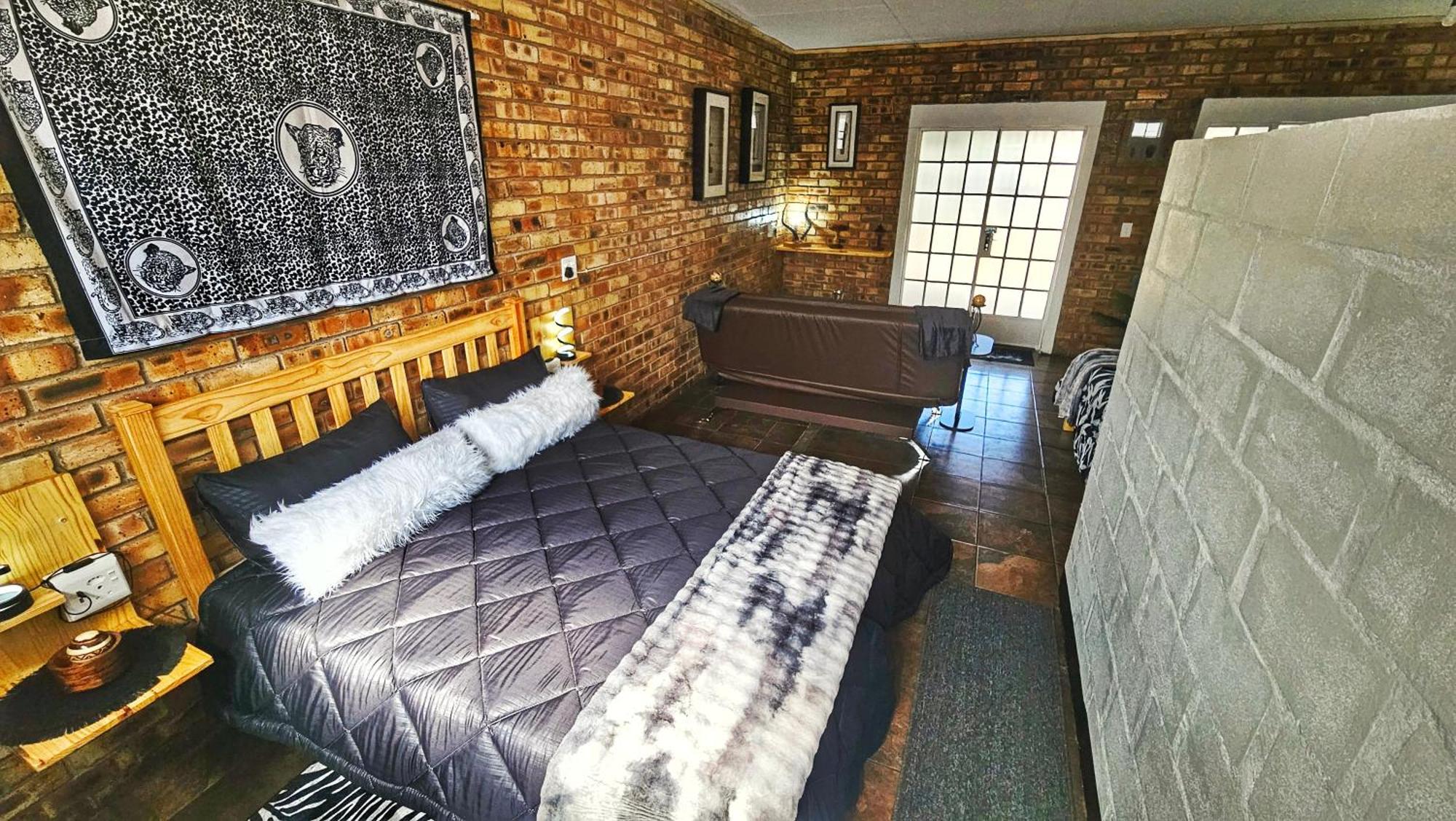 2K City Studios Not Self Catering Graskop Exterior photo